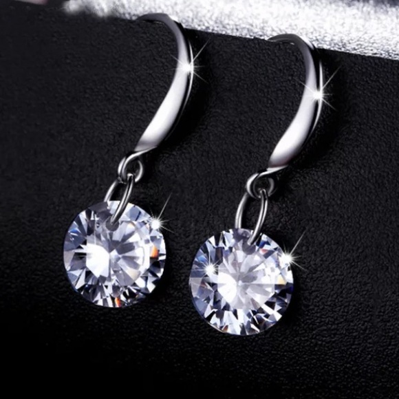 ¥ NEW S925 STERLING SILVER DIAMOND EARRINGS - Picture 2 of 5